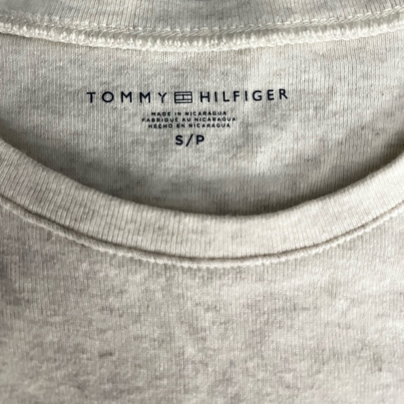 Tommy Hilfiger Tee - Picture 4 of 7